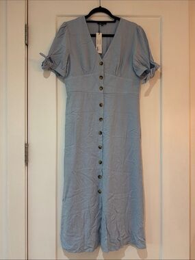 Light Blue Button-Front Midi Dress with Puff Tie Sleeves